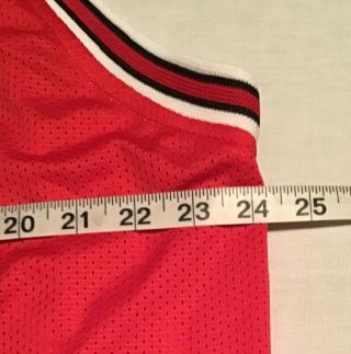 Michael Jordan Chicago Bulls Signed Red Jersey GAA Certified 30155 Sz XL 10