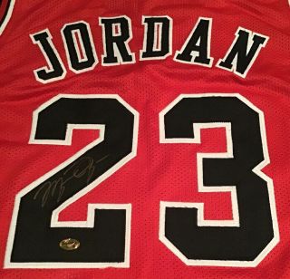 Michael Jordan Chicago Bulls Signed Red Jersey GAA Certified 30155 Sz XL 2