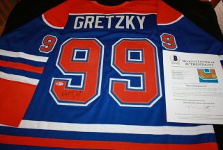 Wayne Gretzky Signed Jersey,  Edmonton Oilers,  Blues,  Rangers,  Beckett Bas Loa