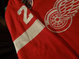 DETROIT RED WINGS GAME WORN JERSEY 5