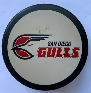 San Diego Gulls Ihl Omni Sports Hockey Puck Made In Czechoslovakia Rare