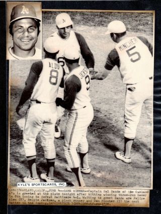 1971 Sal Bando & Others Athletics Unsigned 7 X 9 B&w Ap Wire Photo 3