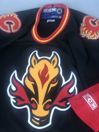 Calgary Flames Ccm Nhl Jersey Size L 3rd Alternate Horse Head Black Red Canada