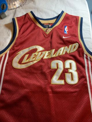 Nike Lebron James Cleveland Cavaliers Jersey.  Large Length,  2