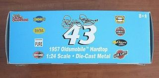 1957 OLDSMOBILE 88 HARDTOP AUTOGRAPHED BY RICHARD PETTY 1/24 DIECAST 342 OF 800 8