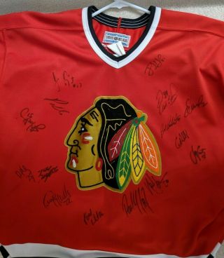 14 Player Signed Chicago Blackhawks Jersey Ccm Center Ice Fight Strap Hockey Nhl