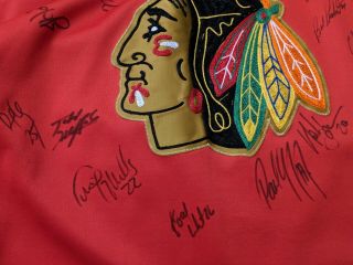 14 player Signed Chicago Blackhawks jersey CCM Center Ice Fight Strap Hockey NHL 4