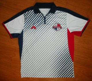 Runic Pro Team Wear Team Panama Men’s White Blue Red 1/4 Zip Soccer Jersey Sz L