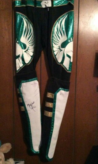 WWE RING WORN MUSTAFA ALI COMPLETE GEAR OUTFIT AUTOGRAPH SIGNED 3