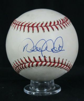Derek Jeter Single Signed Oml Baseball Psa/dna Certified (554)