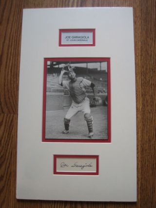 Joe Garagiola Psa/dna Authenticated Signed Autographed Cut With Photo Display