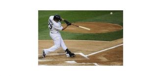 Chicago White Sox JOSE ABREU SIGNED Game HOMERUN ROOKIE JERSEY - MLB HOLO 10