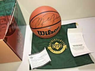 Michael Jordan Upper Deck Authenticated Autograph Wilson Nba Basketball
