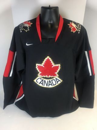 Nike Canada Hockey Jersey Size Large Black And Red
