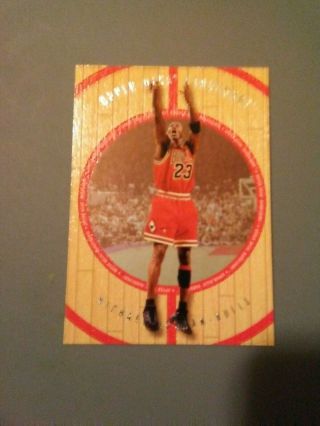 Michael Jordan Upper Deck Hardwood Red Jersey Card