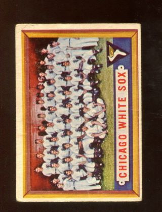 1957 Topps White Sox Team 329 (60.  00) Vg,  M2398