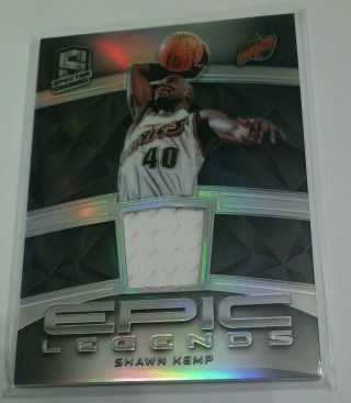 2018 - 19 Spectra Shawn Kemp Prizm Epic Legends 90/99 Game - Worn/used Supersonics