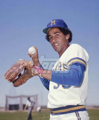 1976 Topps Baseball Color Negative.  Juan Lopez Brewers
