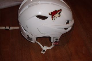PHOENIX COYOTES Petr Prucha game - worn Easton S19 white road helmet from 2009 - 10 3