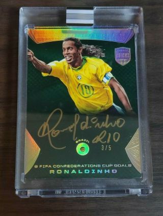 2018 Panini Eminence Soccer Gold Auto Card Ronaldinho 3/5