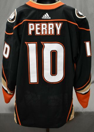 2018 - 19 Perry 10 Anaheim Ducks Game Worn Jersey W/ 25th Anniv Set Tag Loa