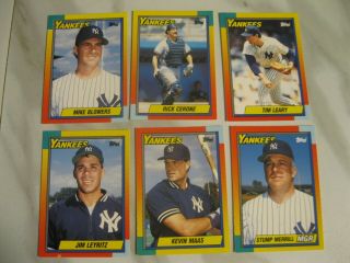 1990 topps yankees complete team set w/traded set; bernie rc - 41 cards total 5