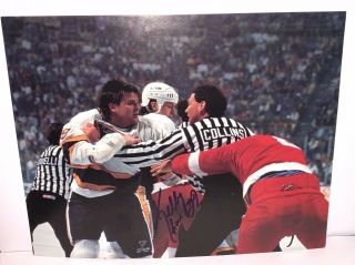 Kelly Chase Signed Fight 8x10 Photo St Louis Blues Auto Autographed