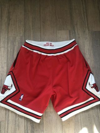 Authentic 1997 Chicago Bulls Mitchell & Ness Nba Shorts Red With Pockets Large