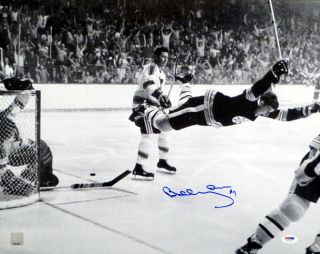 Bobby Orr Autographed Signed 16x20 Photo Boston Bruins The Goal Psa/dna U43940
