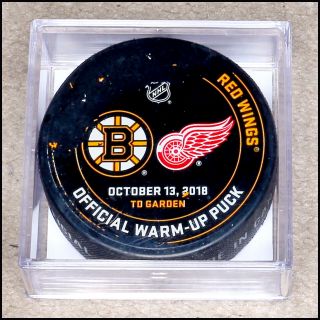 Boston Bruins Warm Up Puck Vs.  Detroit Redwings - Oct 13,  2018