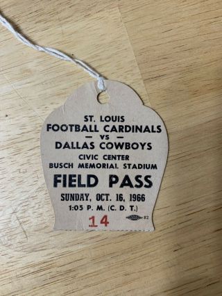 SIGNED 1966 Cardinals/Cowboys NFL Program And Field pass - Landry,  Lilly,  Hayes 2