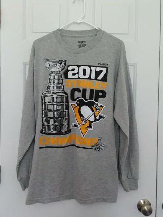 Pittsburgh Penguins Reebok 2017 Stanley Cup Champions Locker Room T - Shirt Large