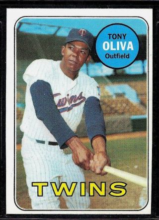 1969 Topps Baseball Minnesota Twins Tony Oliva Cuba High Number Card 600 Nm - Mt