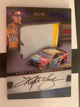 Kyle Busch 2017 Torque 3 Color Sheet Metal And Autograph Blue 41/49 Auto Card