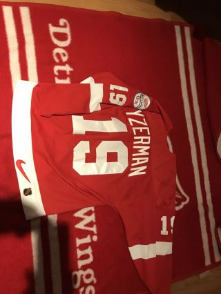 Rare Nike Steve Yzerman Detroit Red Wings Authentic 1998 Stanley Cup Jersey