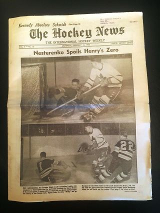 The Hockey News,  Jan 10,  1953,  Vol 6 No 15,  20 P,  12 X 16 Nesterenko,  Henry Cover