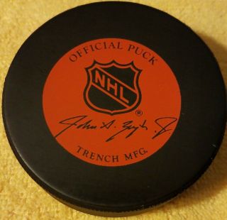 BUFFALO SABRES ZIEGLER VINTAGE TRENCH OFFICIAL GAME PUCK CANADA OLD GEM NHL 3