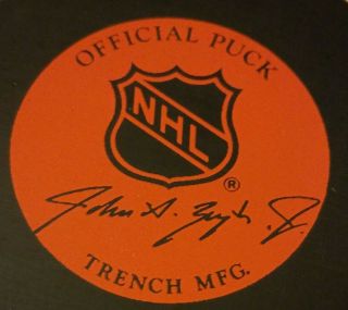 BUFFALO SABRES ZIEGLER VINTAGE TRENCH OFFICIAL GAME PUCK CANADA OLD GEM NHL 4