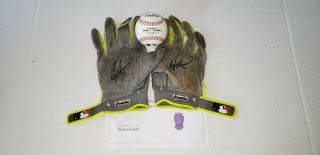 Ryan Howard Phillies Game Autograph Batting Gloves & Game Baseball Mlb