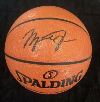 Michael Jordan Bulls Signed Autographed Spalding Basketball With
