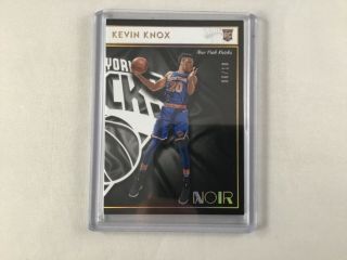 2018 - 19 Noir Basketball - Holo Gold - Rookie - Kevin Knox 6/10 Knicks