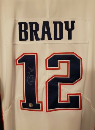 Tom Brady Autographed Football Jersey Hand Signed (w/) Patriots Size L Nwt