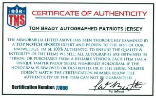 TOM BRADY Autographed Football Jersey Hand Signed (w/) Patriots Size L NWT 4