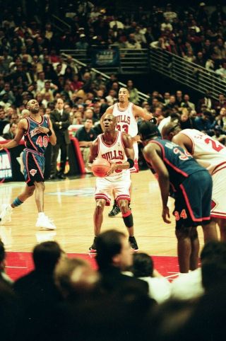 WB81 - 46 NBA Chicago Bulls York Knicks Michael Jordan (24) ORIG 35mm NEGATIVES 2