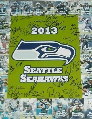 2013 Seattle Seahawks Team Signed 16 X 20 Photo Bowl Champions
