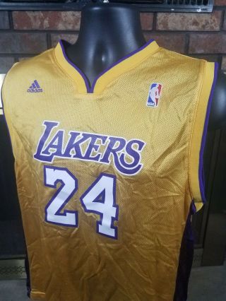 Vintage Kobe Bryant Los Angeles Lakers NBA Basketball Jersey 24 Youth Size XL 2