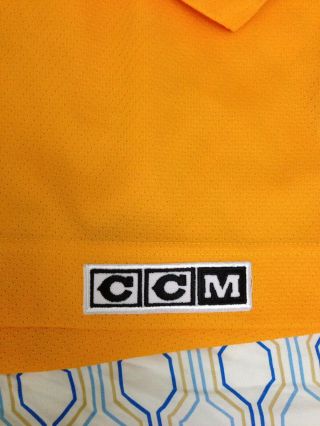 RARE CCM St Louis Blues Practice Jersey Hockey NHL Center Ice Yellow Size Large 6