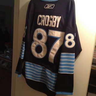 Sidney Crosby Pittsburgh Penguins Winter Classic Jersey Sweater Sz.  Large