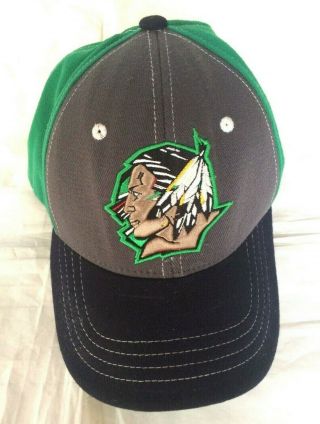 University Of North Dakota Und Fighting Sioux Logo Ball Cap Hat Size M/l Zephyr