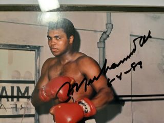 Muhammad Ali Signed 8x10 Photo & Framed In 11x14.  Signature Is Bold.  Psa/dna